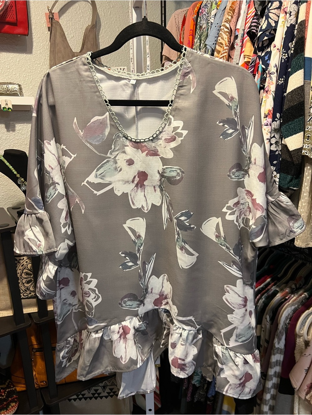 Gray Floral Ruffle Hem Blouse